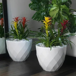 VASES & PLANTERS